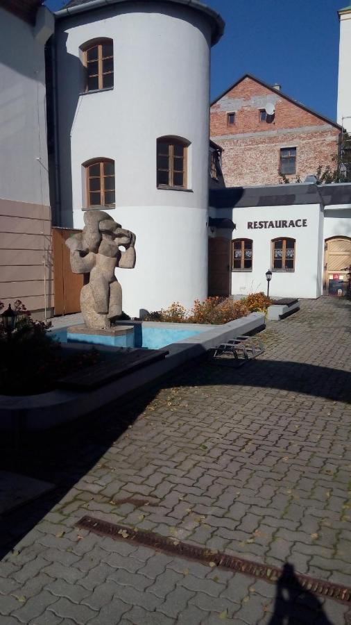 Penzion S Restauraci "U Mlyna Com" Litovel Zewnętrze zdjęcie